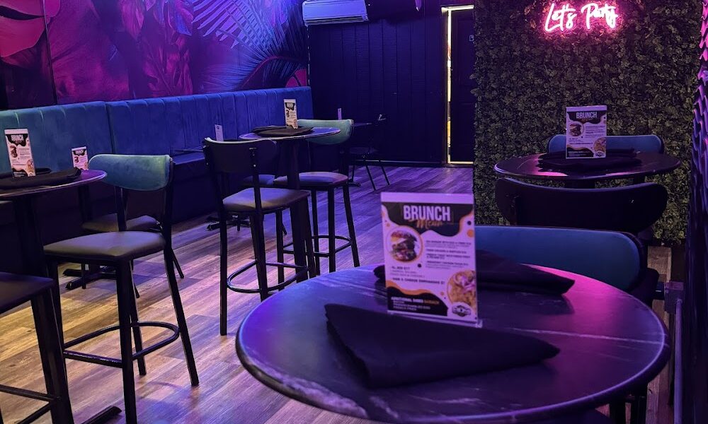 809 Restaurant & Lounge