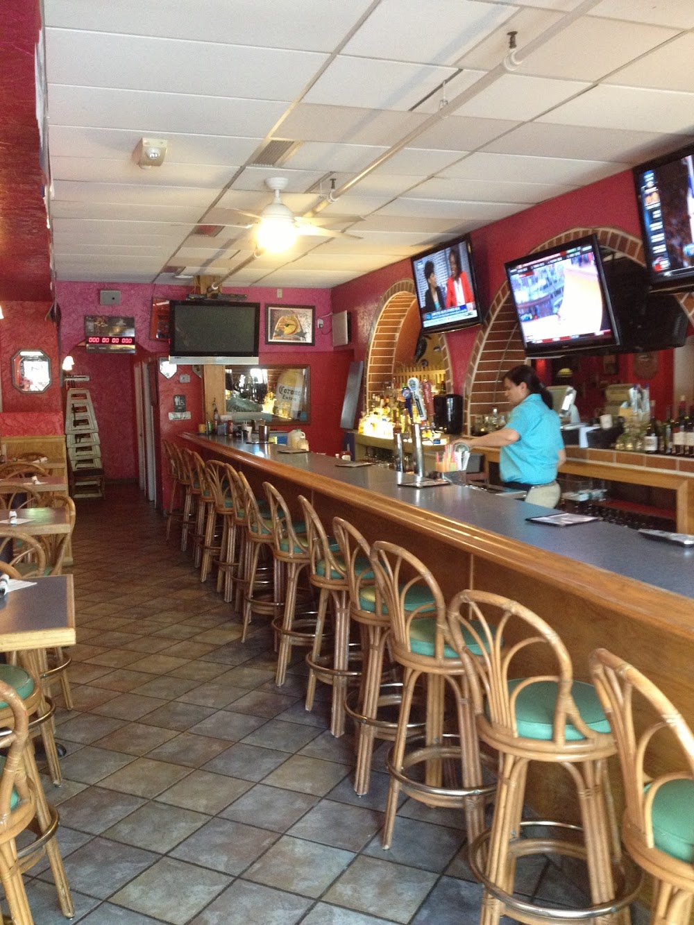 Acapulcos Mexican Family Restaurant & Cantina